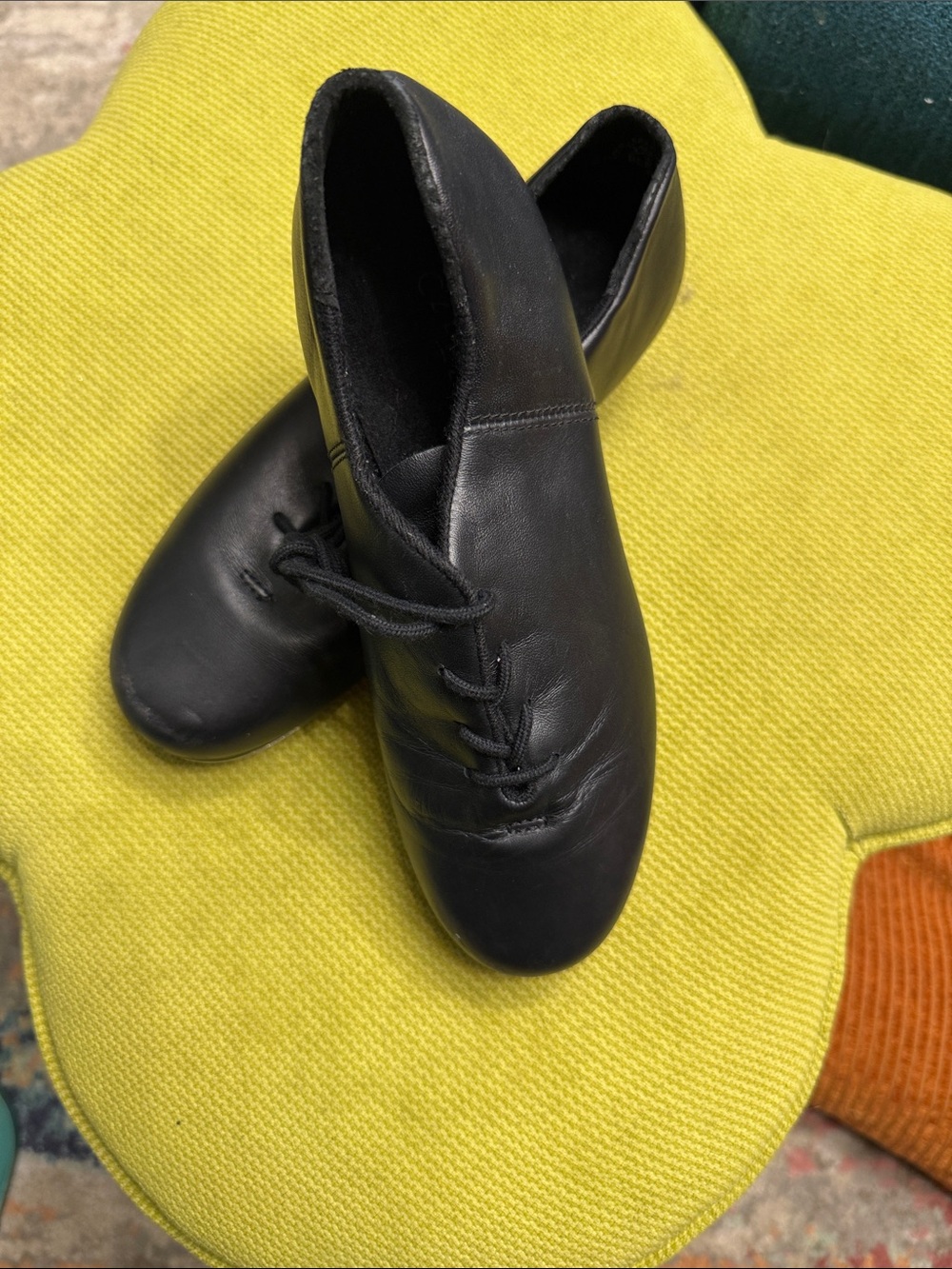 Capezio Adult Unisex Cadence Black Leather Lace-Up Oxford Tap Shoes
